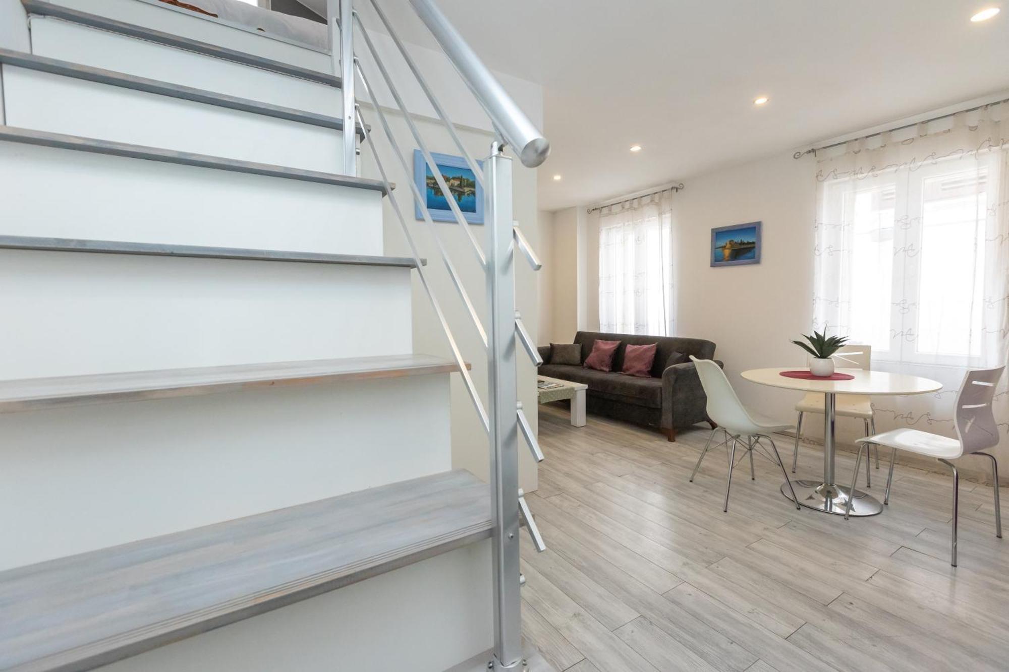 Alpha Loft 1Br Apartment In Center Задар Екстериор снимка