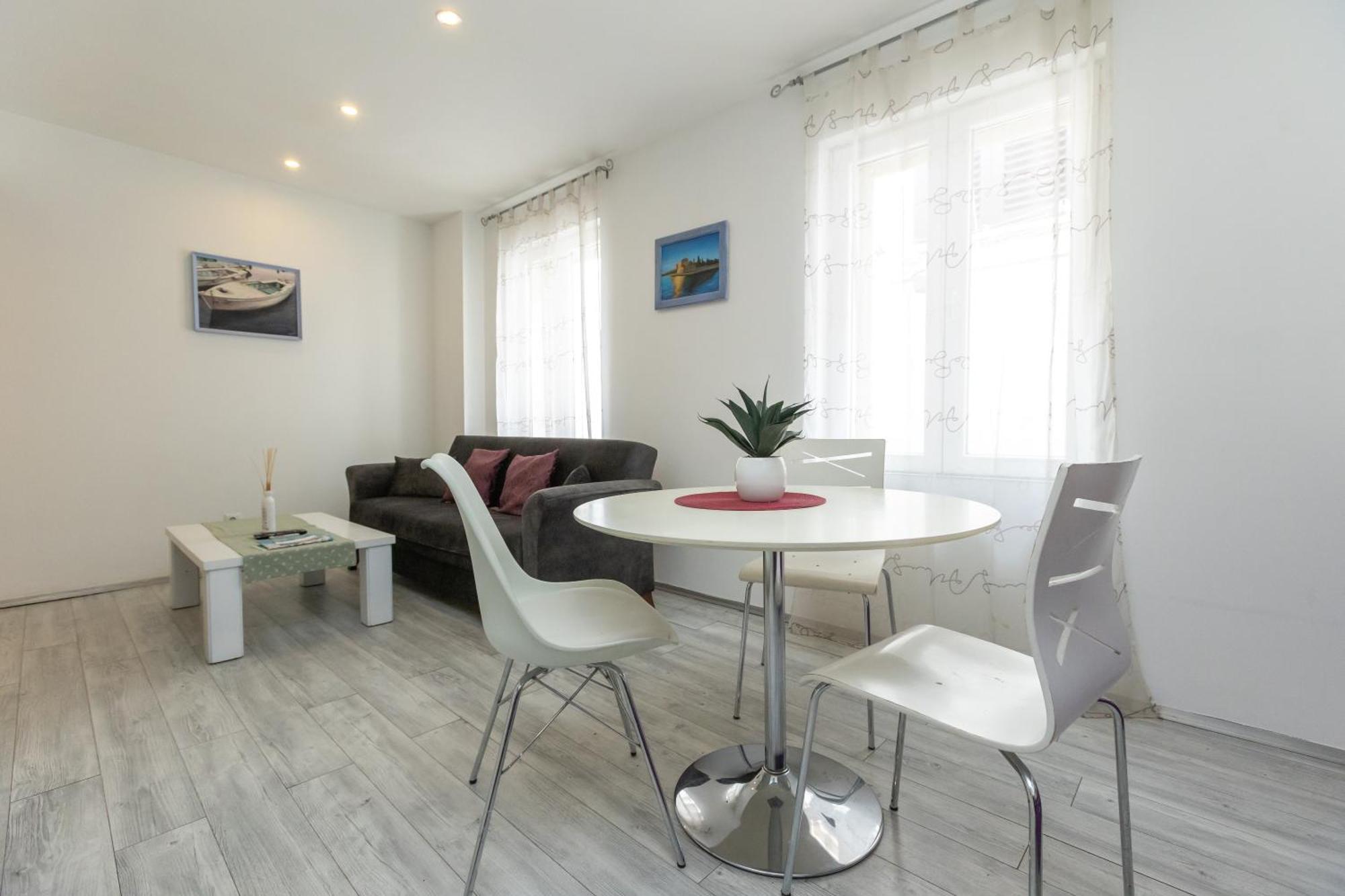 Alpha Loft 1Br Apartment In Center Задар Екстериор снимка