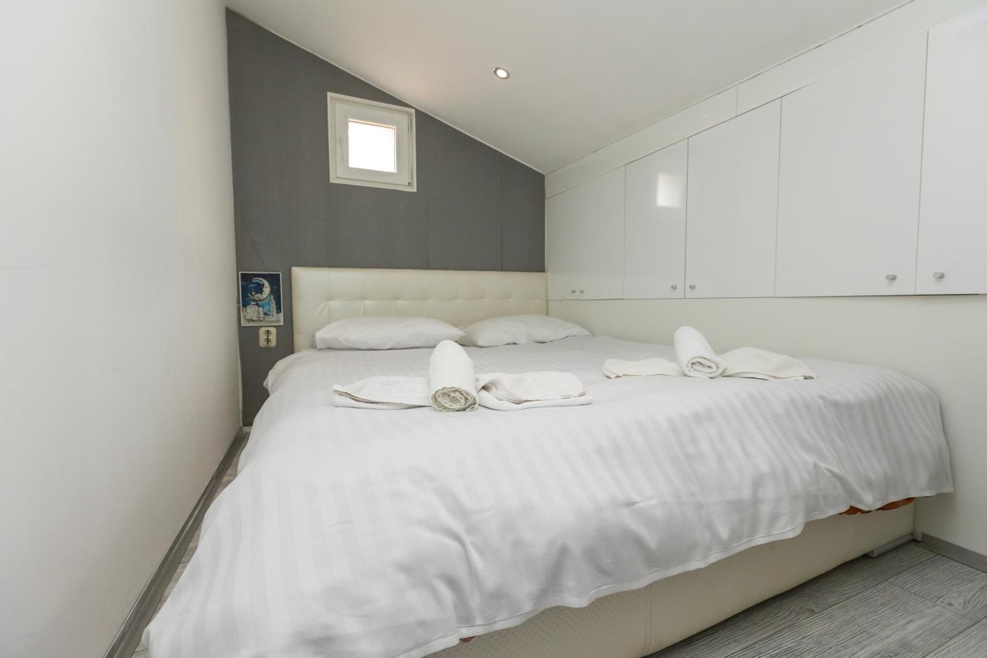 Alpha Loft 1Br Apartment In Center Задар Екстериор снимка